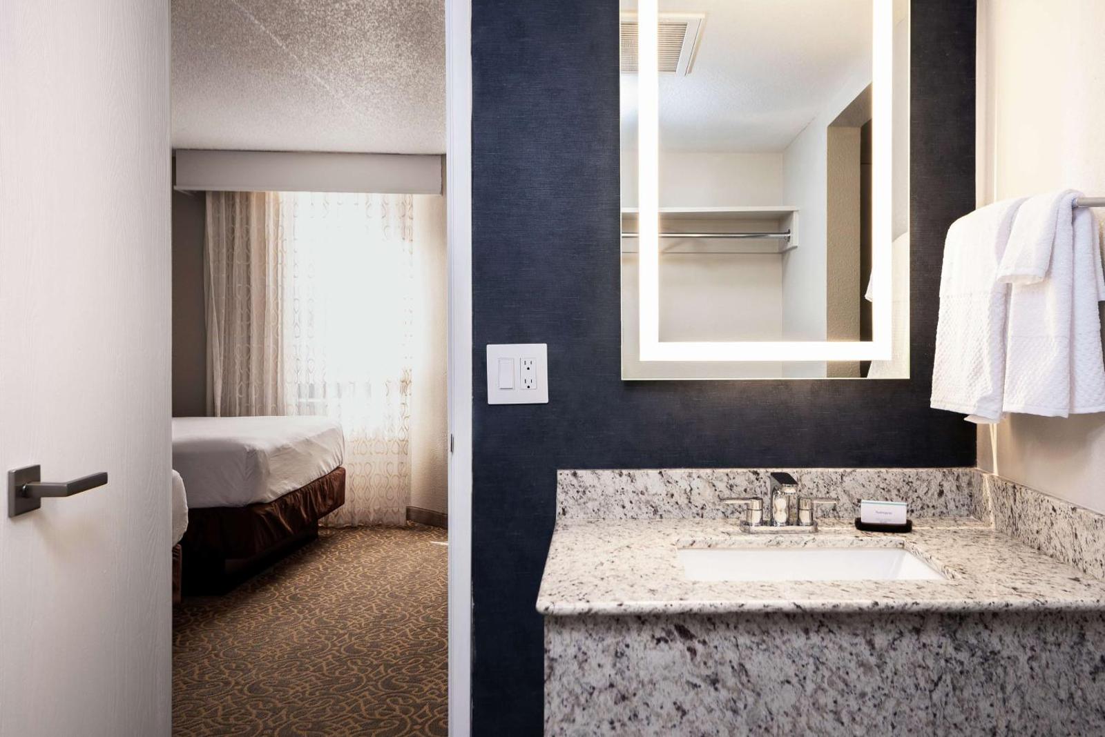 Embassy Suites by Hilton Tucson East, AZ